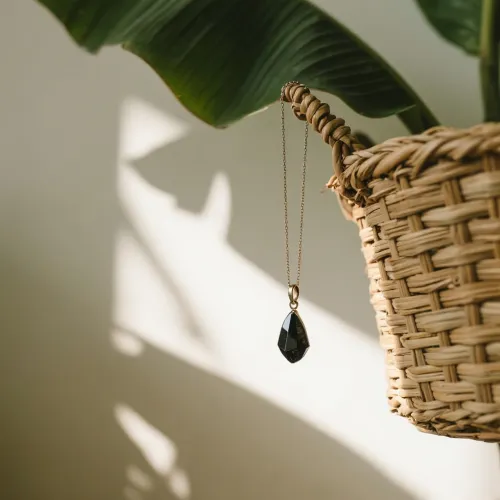 Can I wear citrine and black tourmaline together